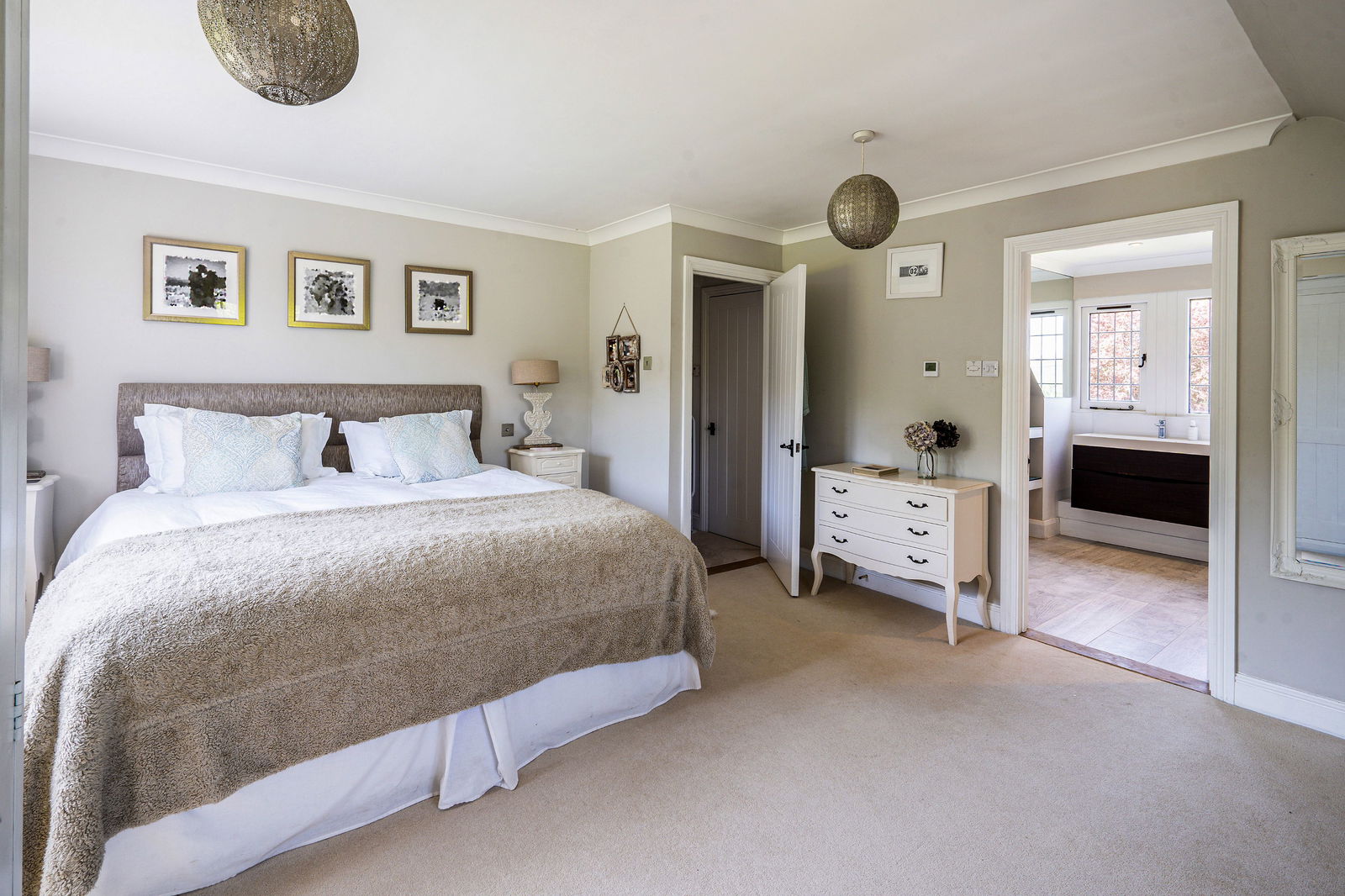 4 bed detached house for sale in Ripley Lane, West Horsley, KT24  - Property Image 12