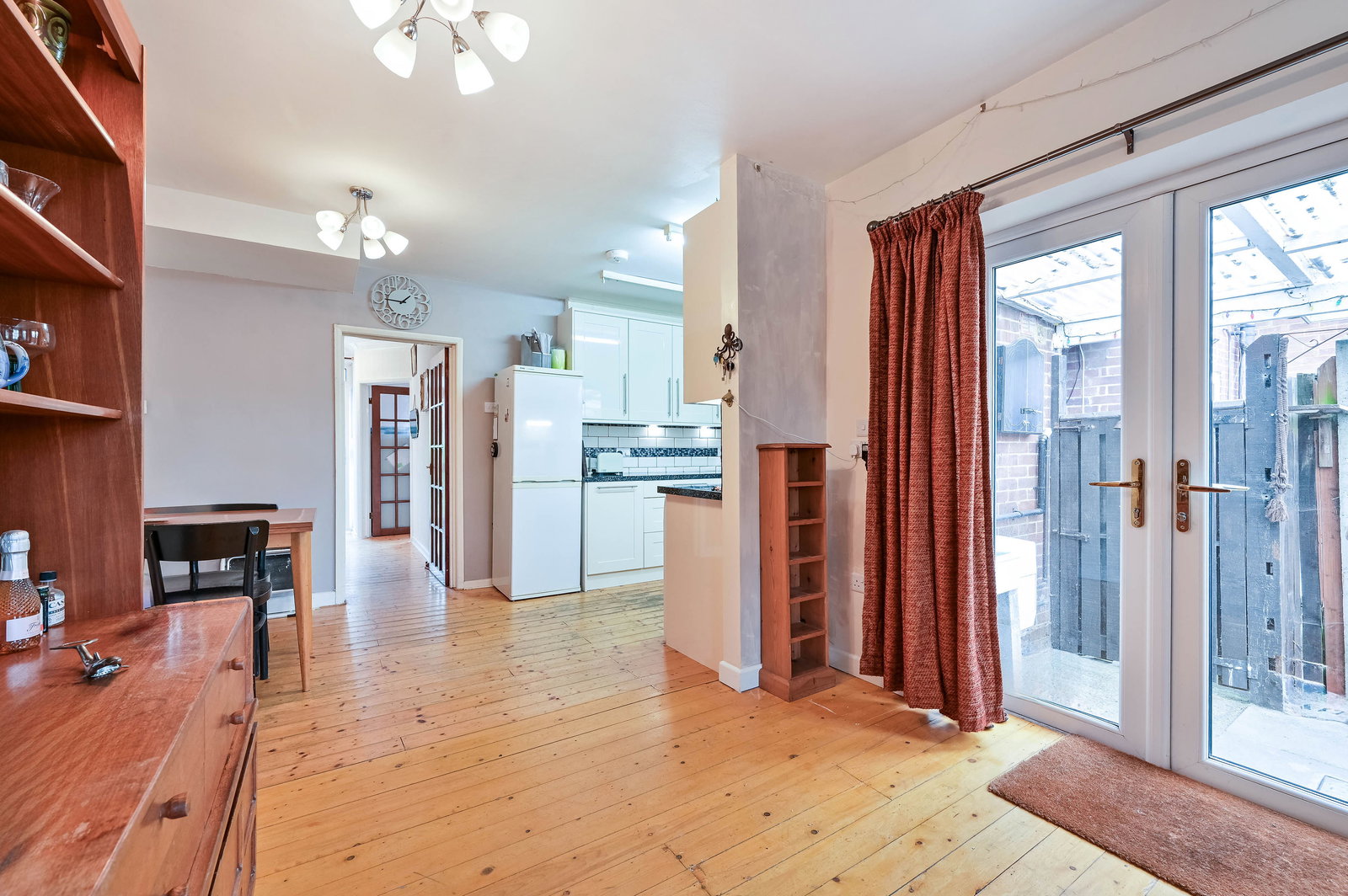 3 bed terraced house for sale in Bateson Way, Woking, GU21  - Property Image 4