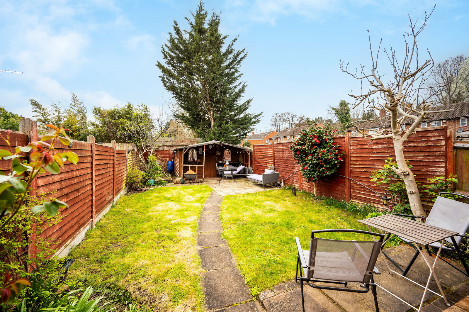 3 bed terraced house for sale in Bateson Way, Woking, GU21  - Property Image 13