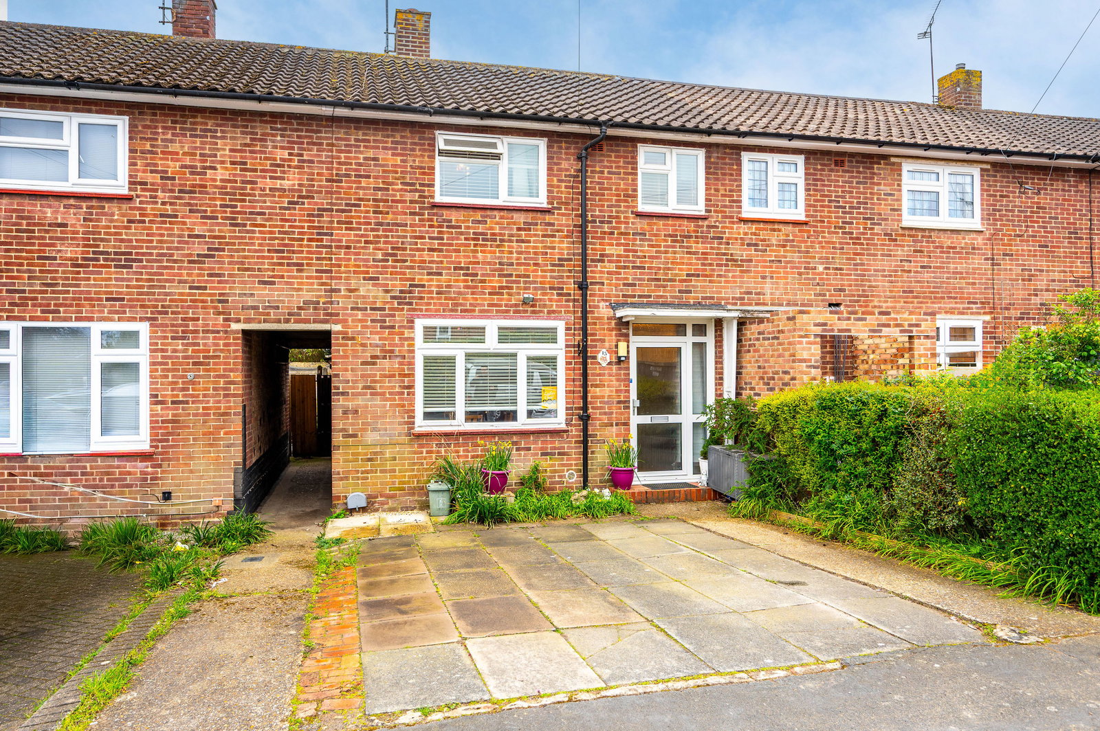 3 bed terraced house for sale in Bateson Way, Woking, GU21