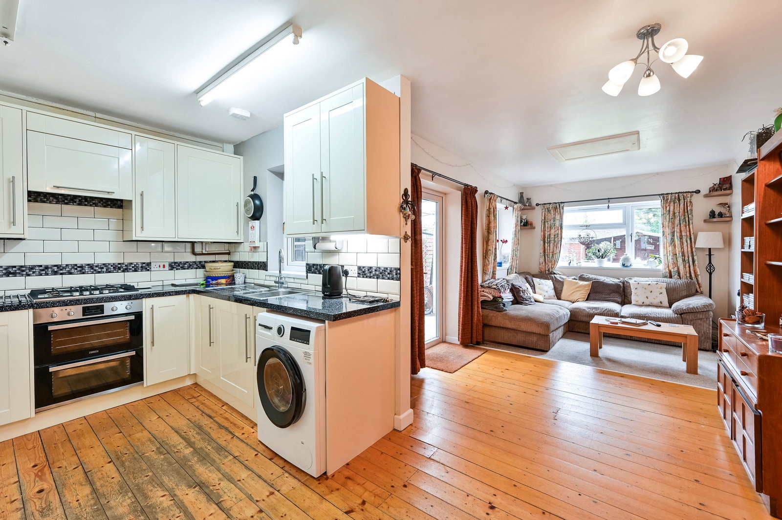 3 bed terraced house for sale in Bateson Way, Woking, GU21  - Property Image 3