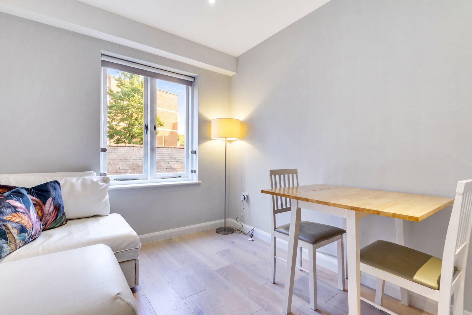 1 bed flat to rent in Chertsey Street, Guildford, GU1  - Property Image 4