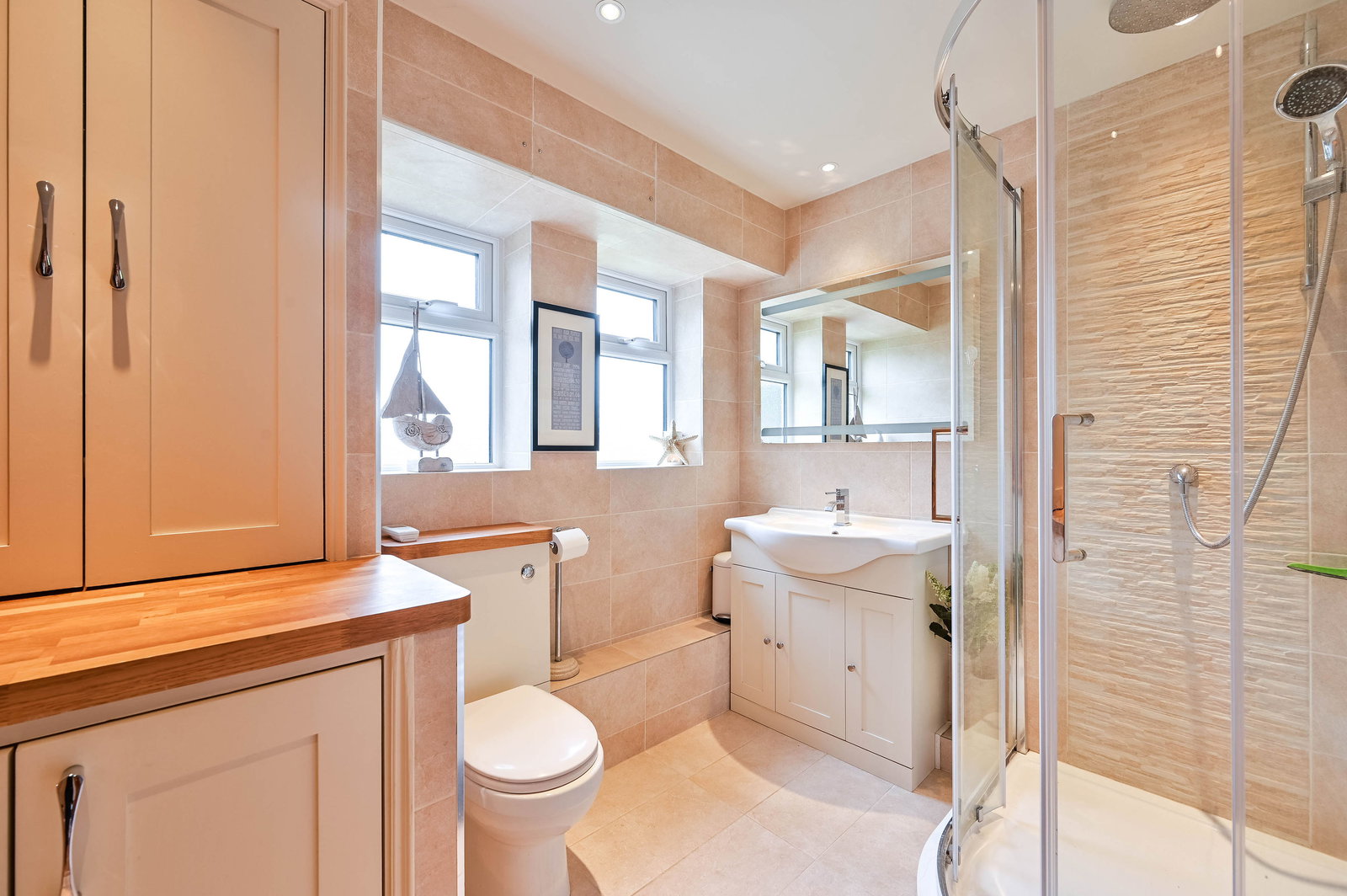 3 bed apartment for sale in Edenside Road, Bookham  - Property Image 9