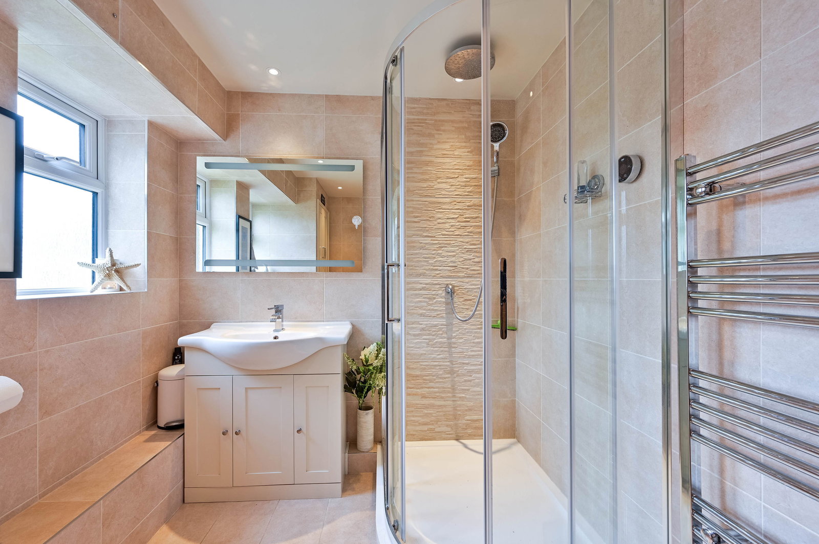 3 bed apartment for sale in Edenside Road, Bookham  - Property Image 11