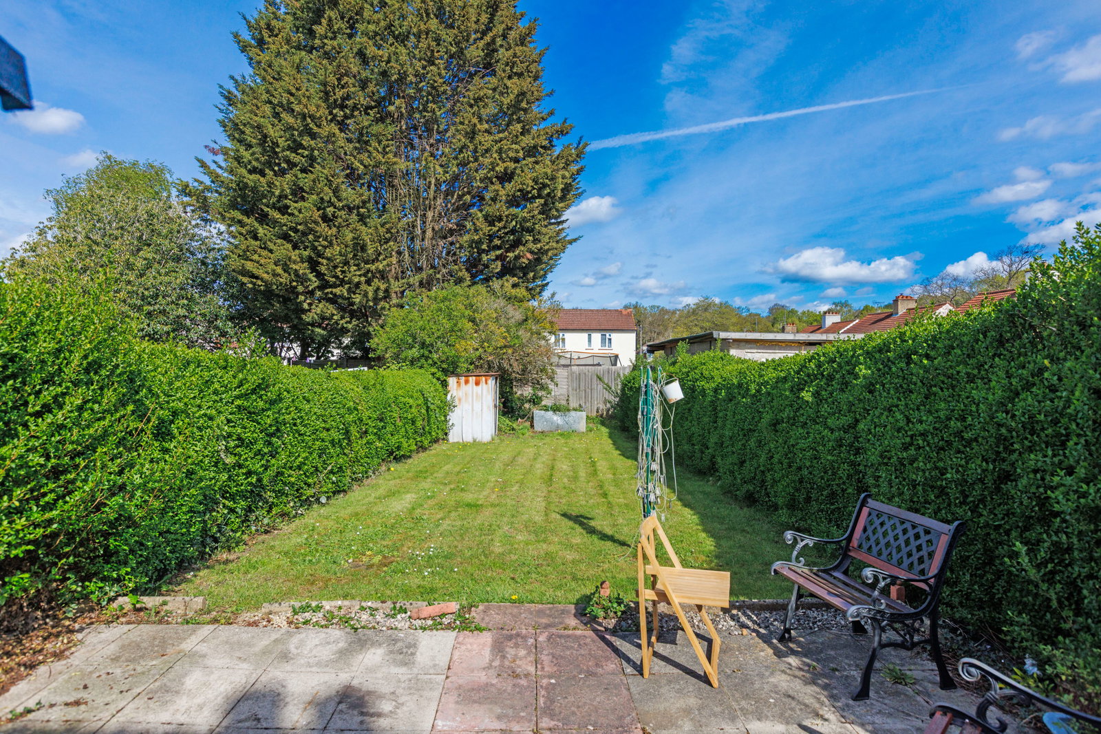 3 bed terraced house for sale in Woodbridge Avenue, Leatherhead, KT22  - Property Image 2