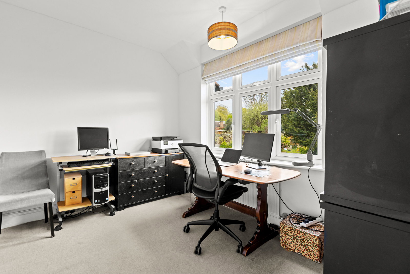 6 bed detached house for sale in Highlands Road, Leatherhead, KT22 8NJ  - Property Image 15