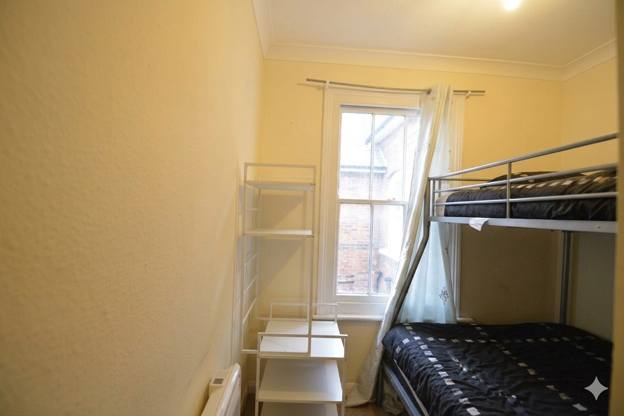 2 bed flat for sale in York Road, Guildford, GU1  - Property Image 6