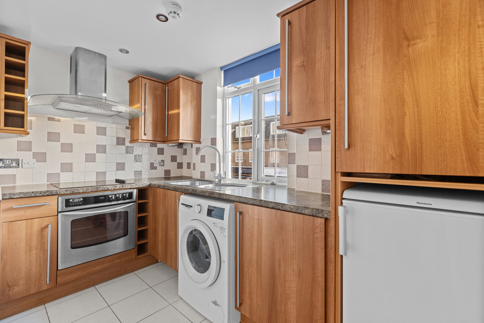 4 bed mixed use for sale in Church Road, Bookham, KT23  - Property Image 17