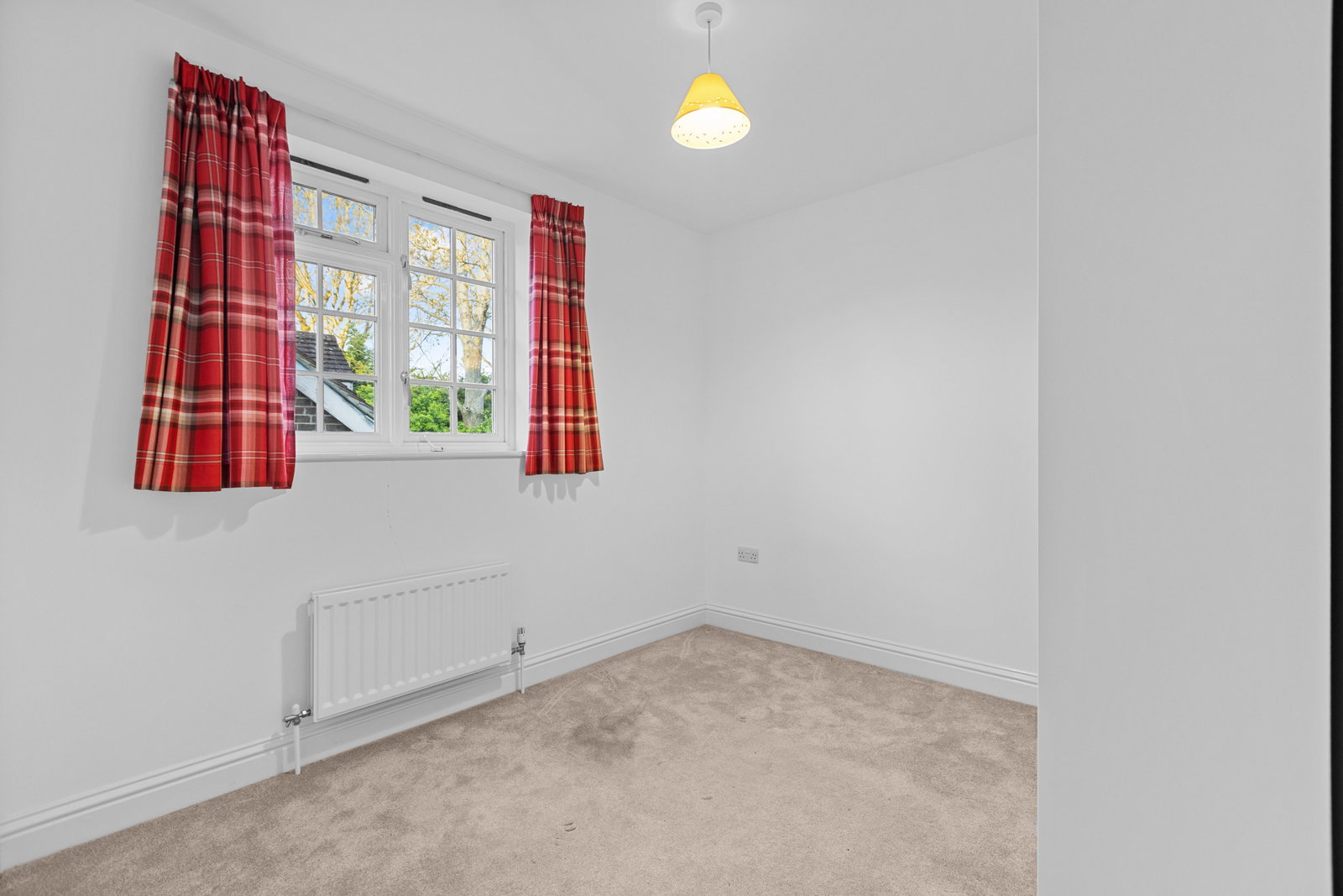 4 bed mixed use for sale in Church Road, Bookham, KT23  - Property Image 10