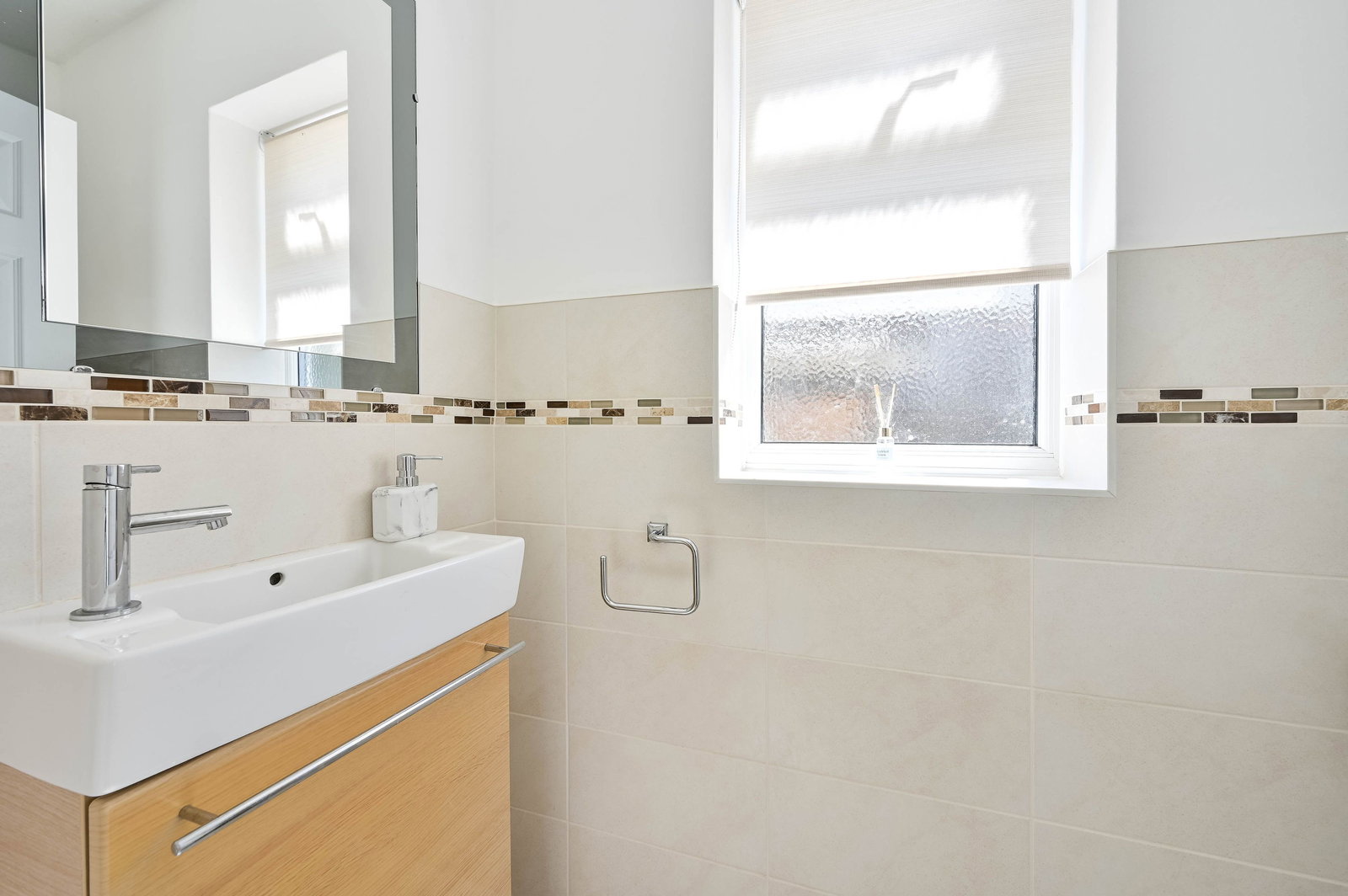 4 bed detached house for sale in Kidborough Down, Bookham, KT23  - Property Image 11