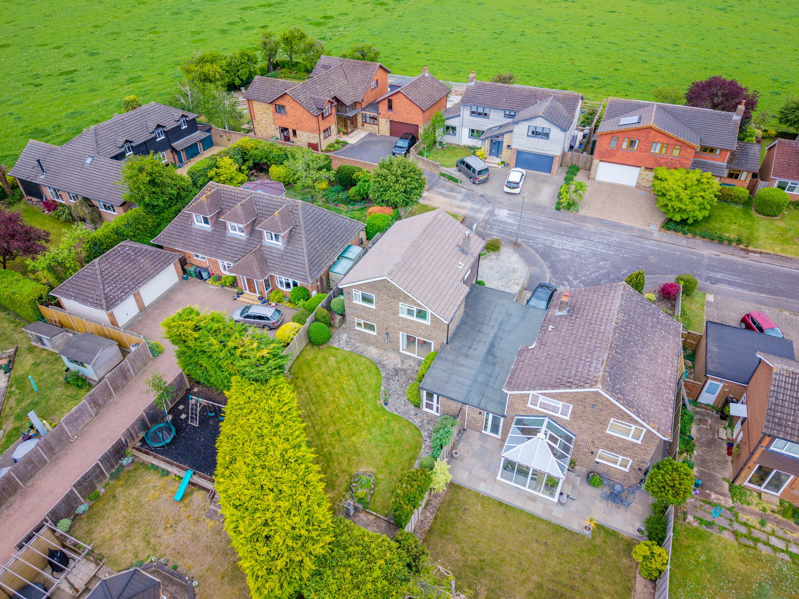4 bed detached house for sale in Kidborough Down, Bookham, KT23  - Property Image 29
