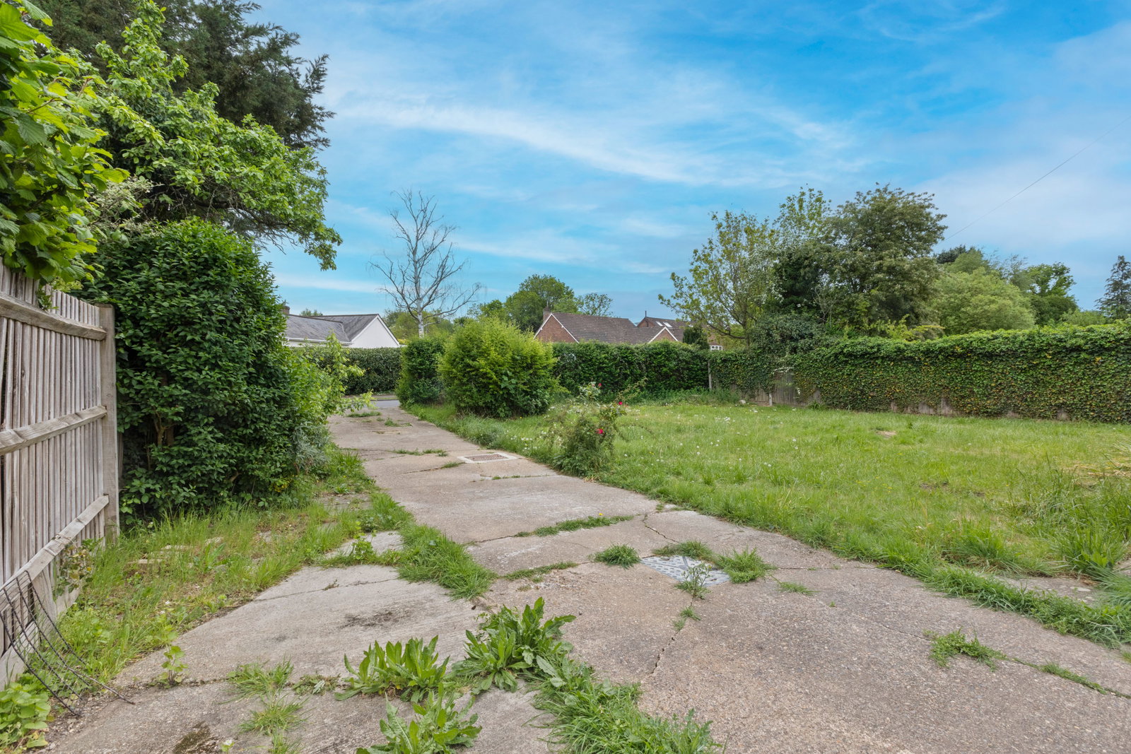 4 bed bungalow for sale in The Copse, Fetcham  - Property Image 6