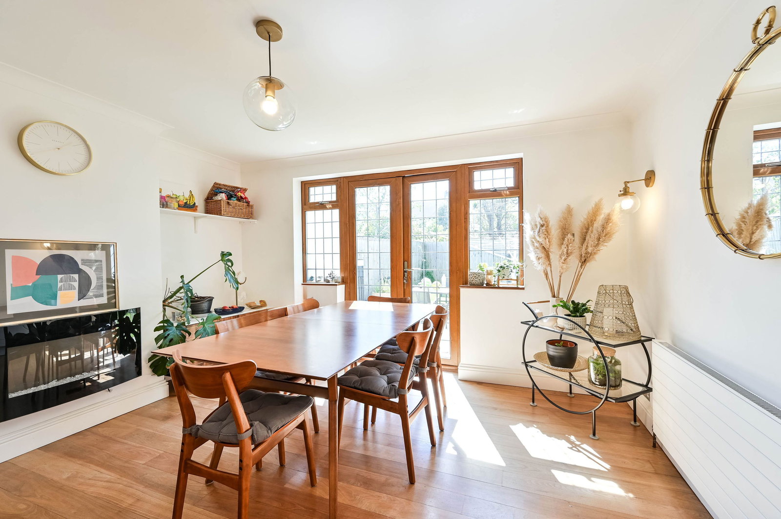 3 bed end of terrace house for sale in Briarwood Road, Epsom, Stoneleigh  - Property Image 3