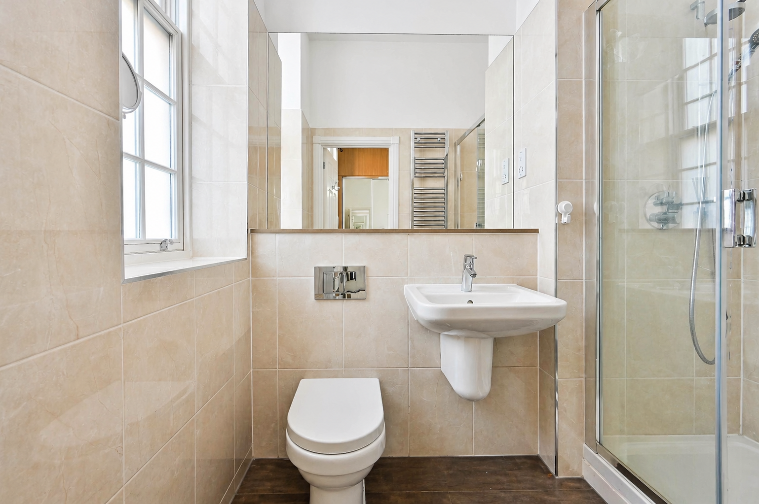 2 bed flat for sale in Glanville Way, Epsom, KT19  - Property Image 9