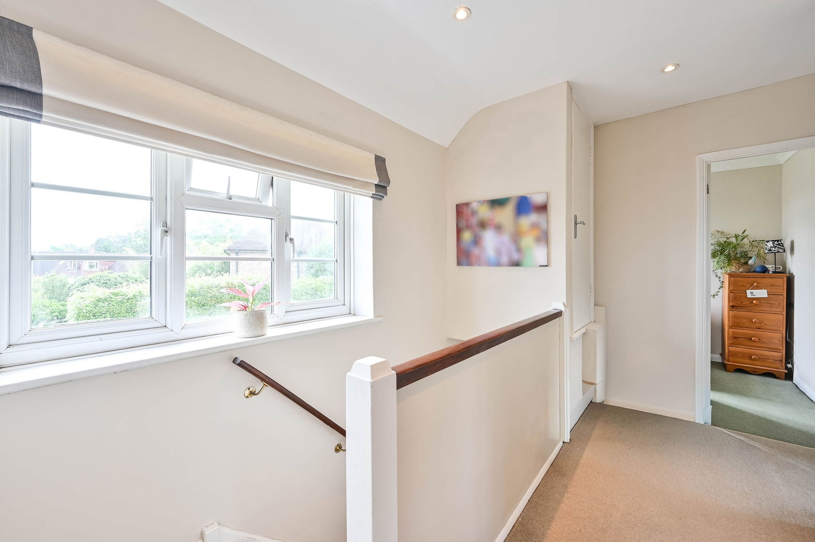 4 bed semi-detached house for sale in East Meads, Guildford, GU2  - Property Image 16