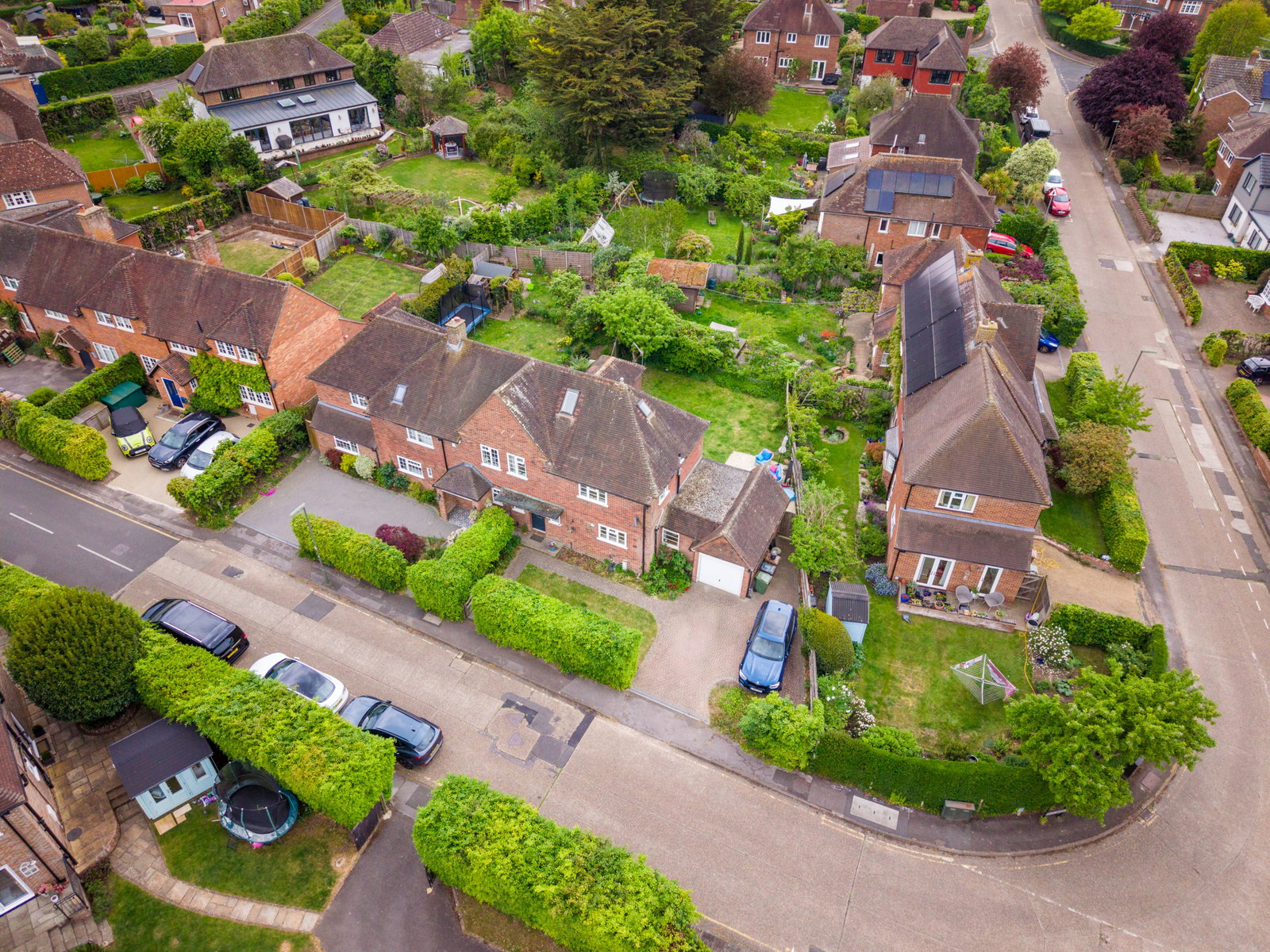 4 bed semi-detached house for sale in East Meads, Guildford, GU2  - Property Image 2