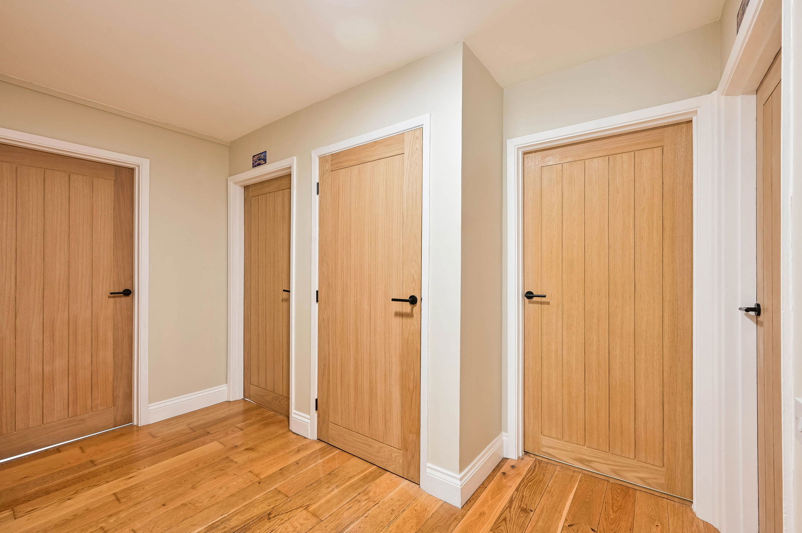 3 bed maisonette for sale in Edenside Road, Bookham  - Property Image 14