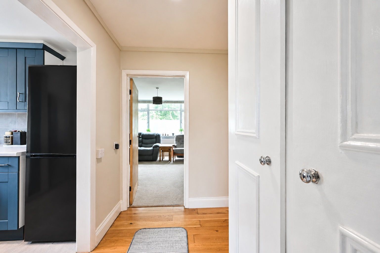 3 bed maisonette for sale in Edenside Road, Bookham  - Property Image 16