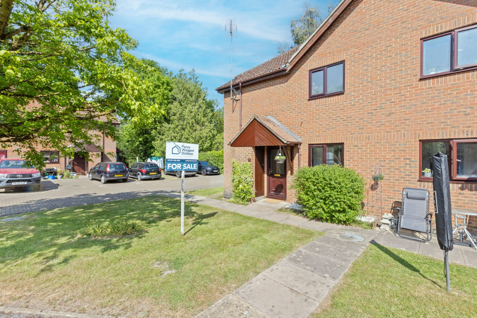1 bed mews house for sale in Westdene Meadows, Cranleigh, GU6  - Property Image 1