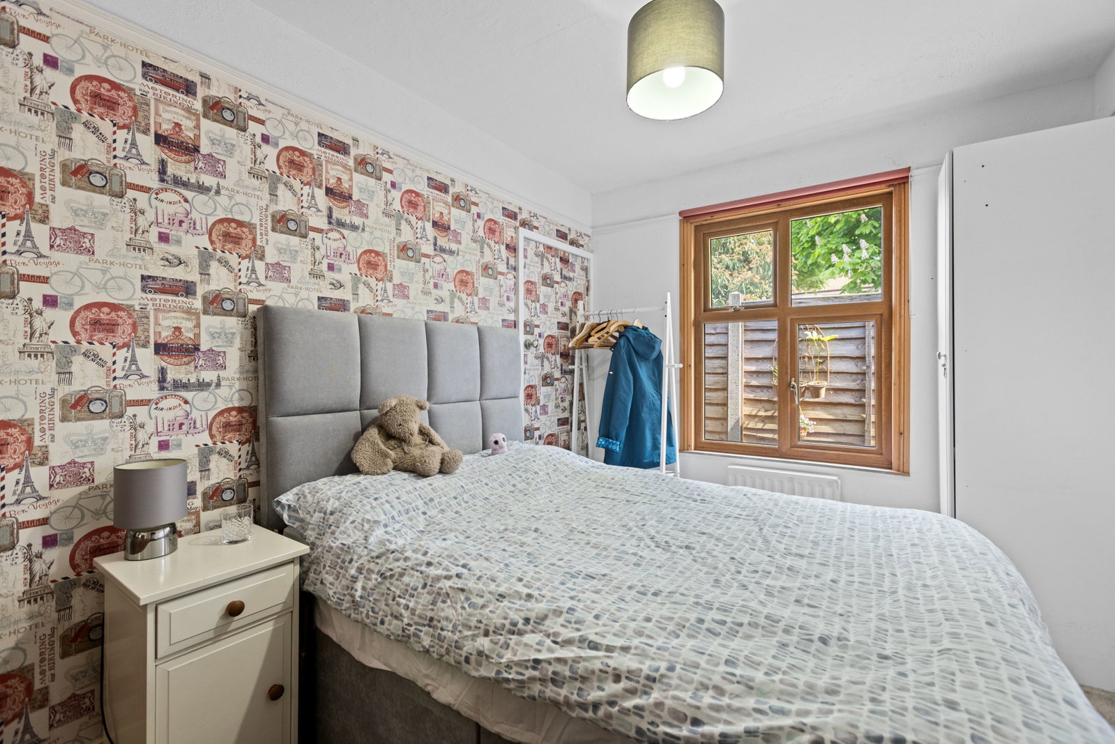 5 bed detached house for sale in Strathcona Avenue, Effingham  - Property Image 24