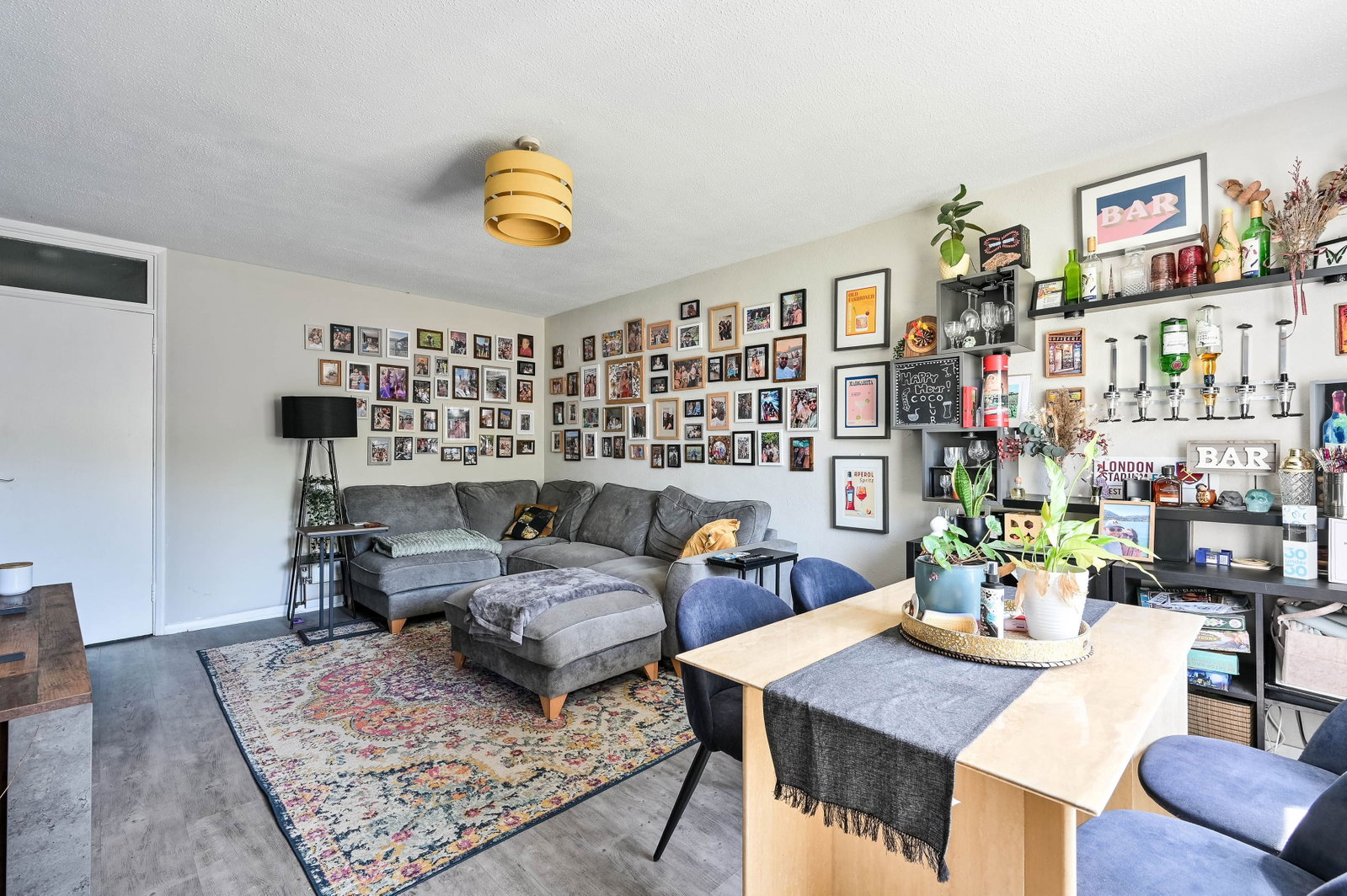 2 bed flat for sale in All Saints Road, Sutton, SM1 3DB  - Property Image 1