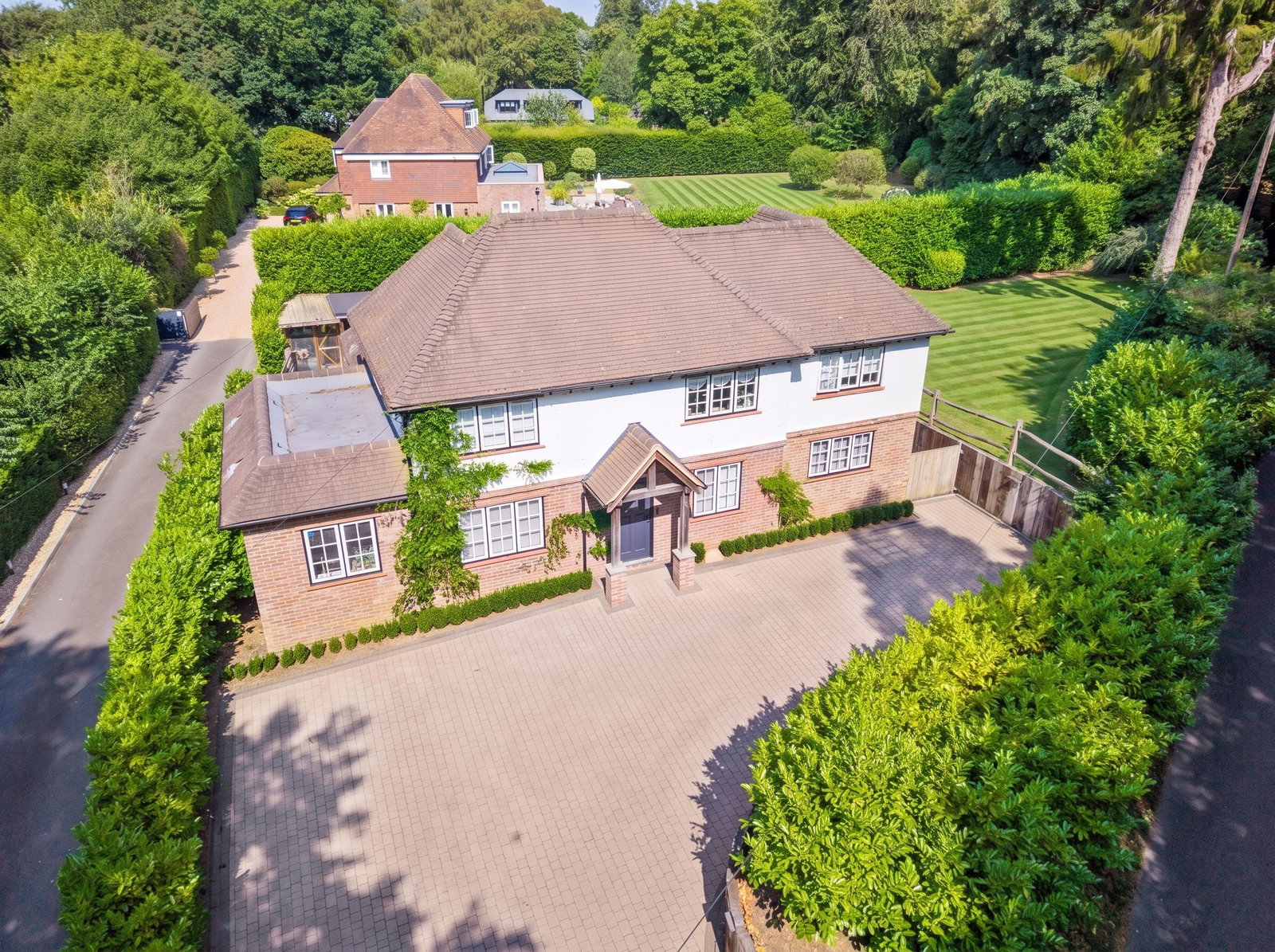 4 bed detached house for sale in Hurtmore Road, Godalming, GU7 - Property Image 1