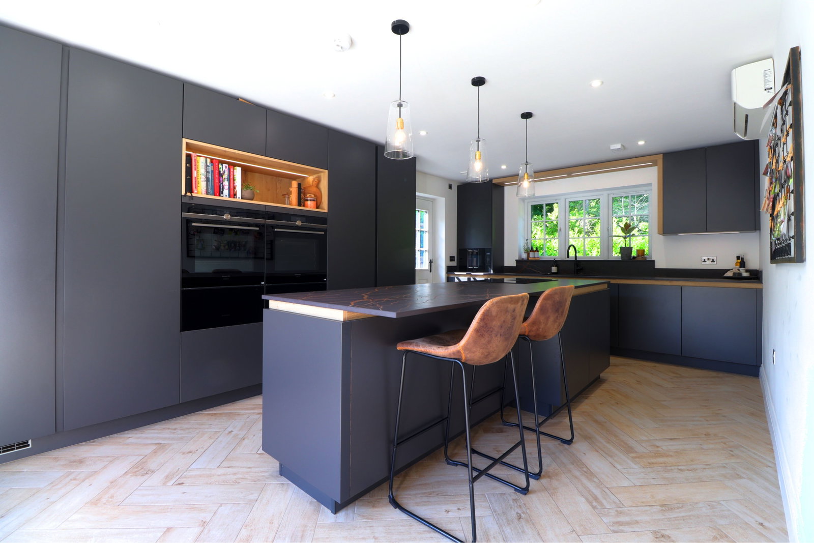 4 bed detached house for sale in Hurtmore Road, Godalming, GU7  - Property Image 4