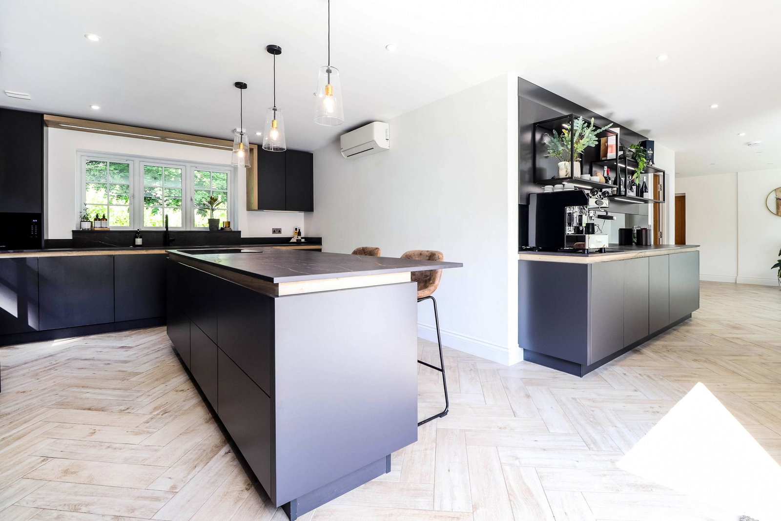 4 bed detached house for sale in Hurtmore Road, Godalming, GU7  - Property Image 3