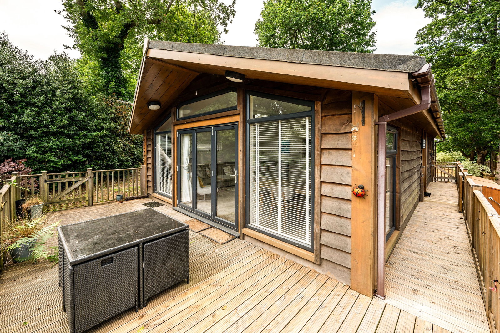 2 bed lodge for sale in Edgeley Park, Albury, GU5  - Property Image 3