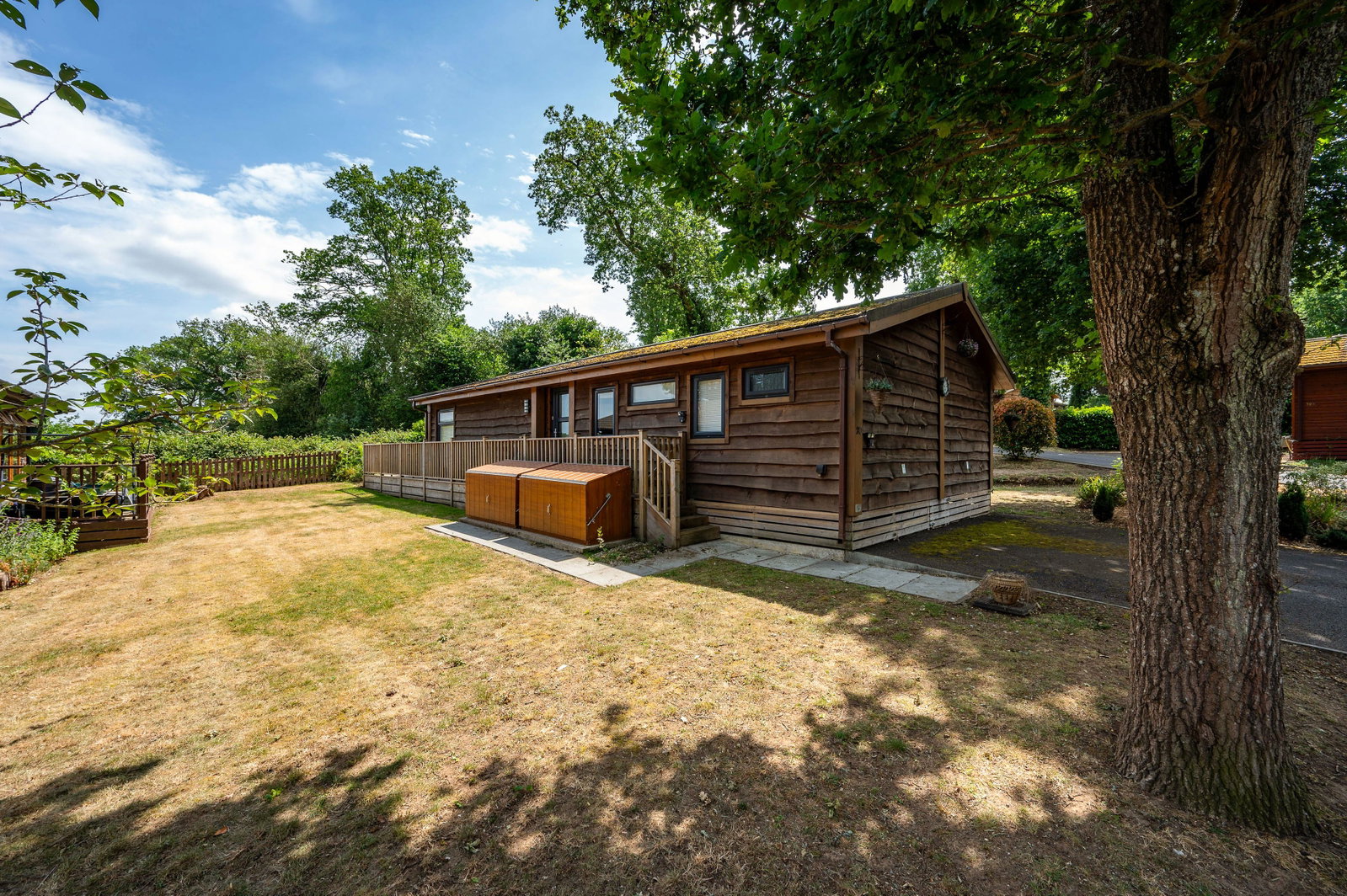 2 bed lodge for sale in Edgeley Park, Albury, GU5 - Property Image 1