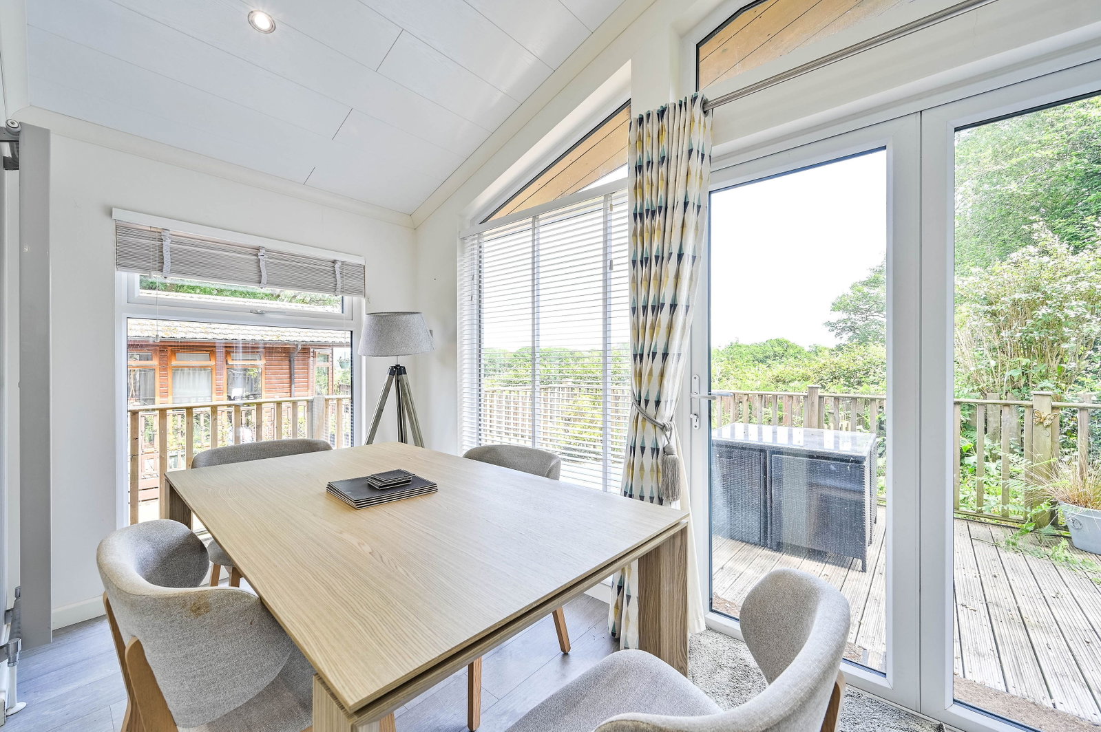 2 bed lodge for sale in Edgeley Park, Albury, GU5  - Property Image 9