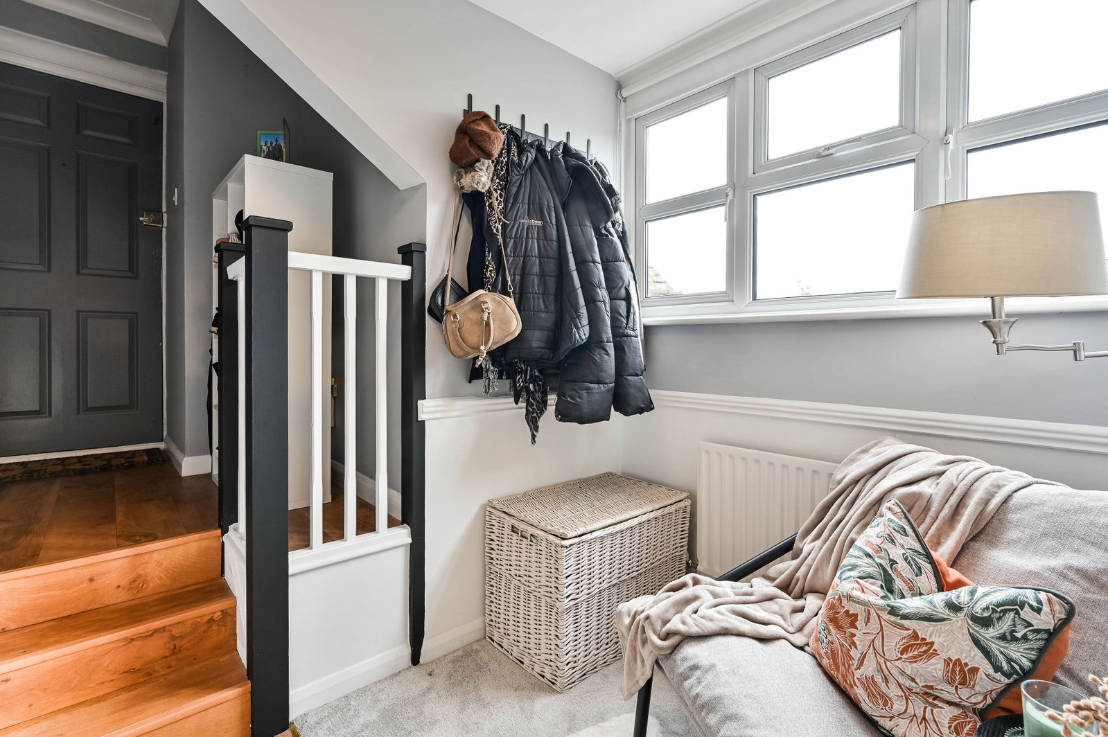 1 bed apartment for sale in Junction Road, Dorking, RH4  - Property Image 12
