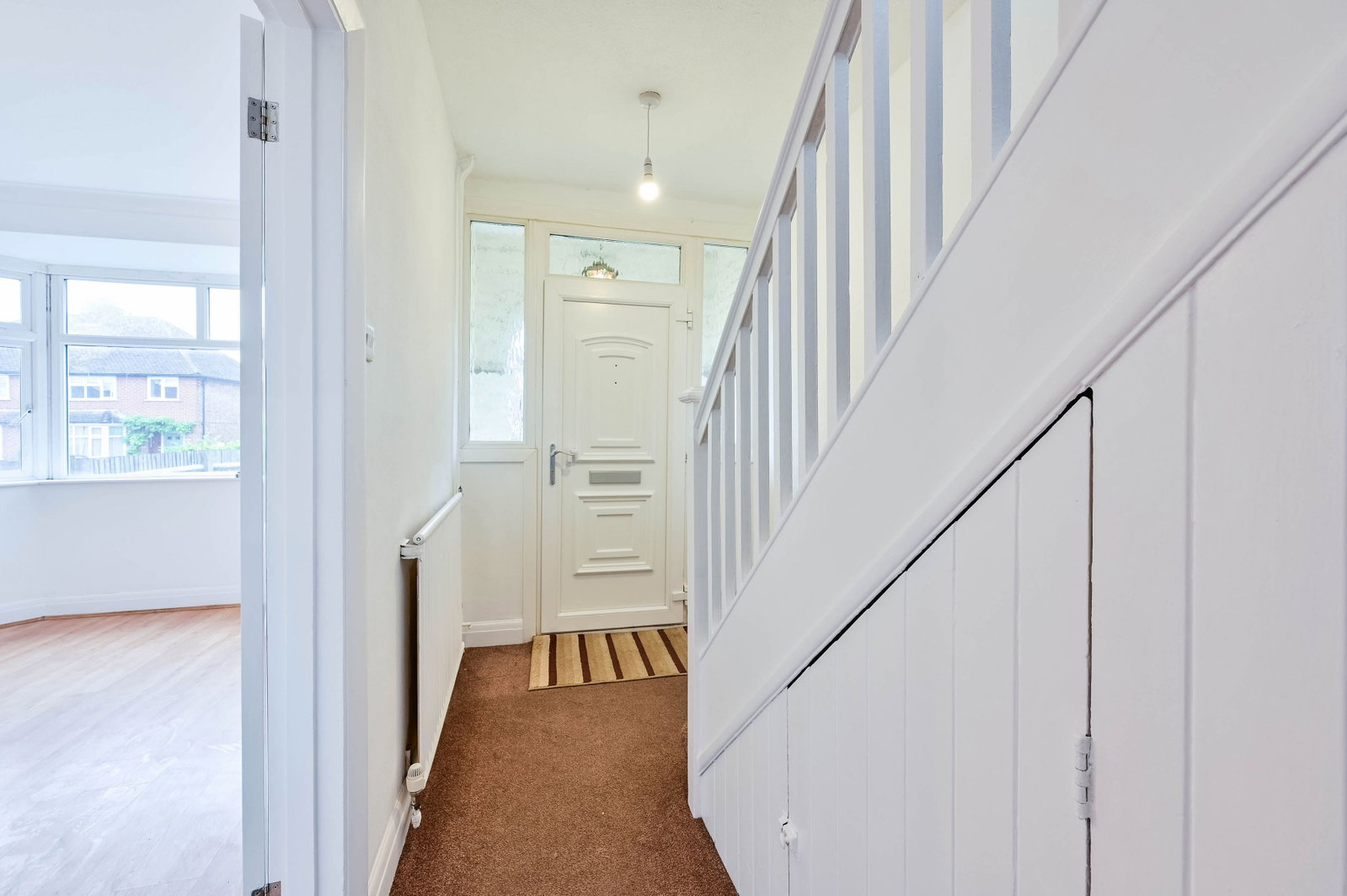 3 bed semi-detached house for sale in Rydes Hill Road, Guildford, GU2  - Property Image 4