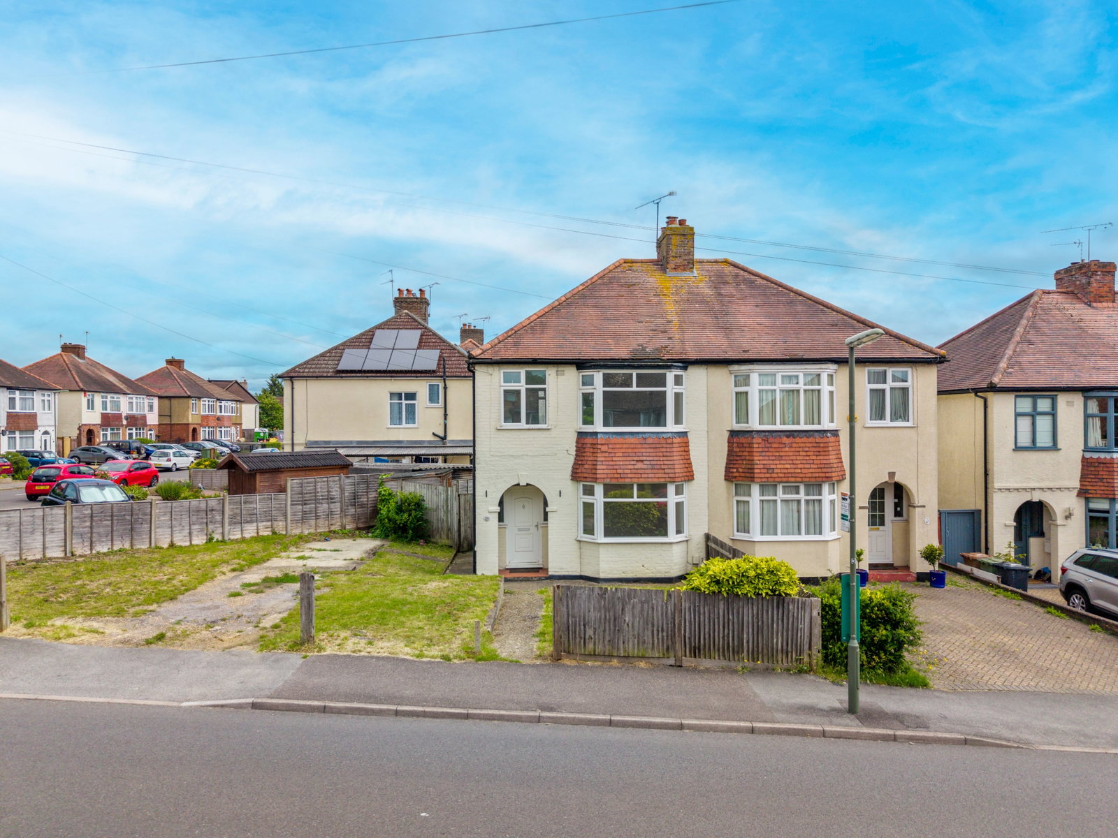 3 bed semi-detached house for sale in Rydes Hill Road, Guildford, GU2  - Property Image 18