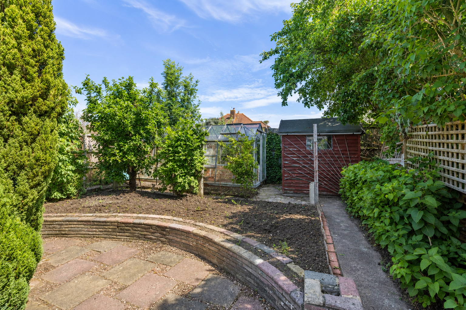 3 bed semi-detached bungalow for sale in Amis Avenue, Epsom, KT19  - Property Image 13