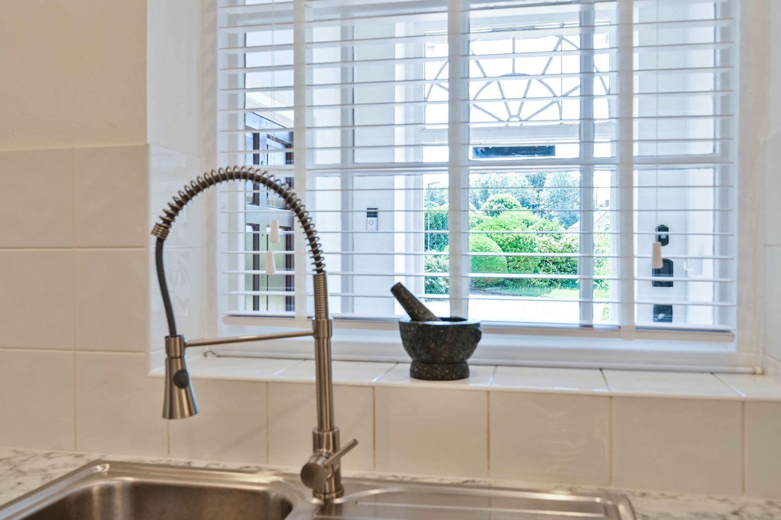 3 bed flat for sale in Hawkwood Rise, Bookham, KT23  - Property Image 9