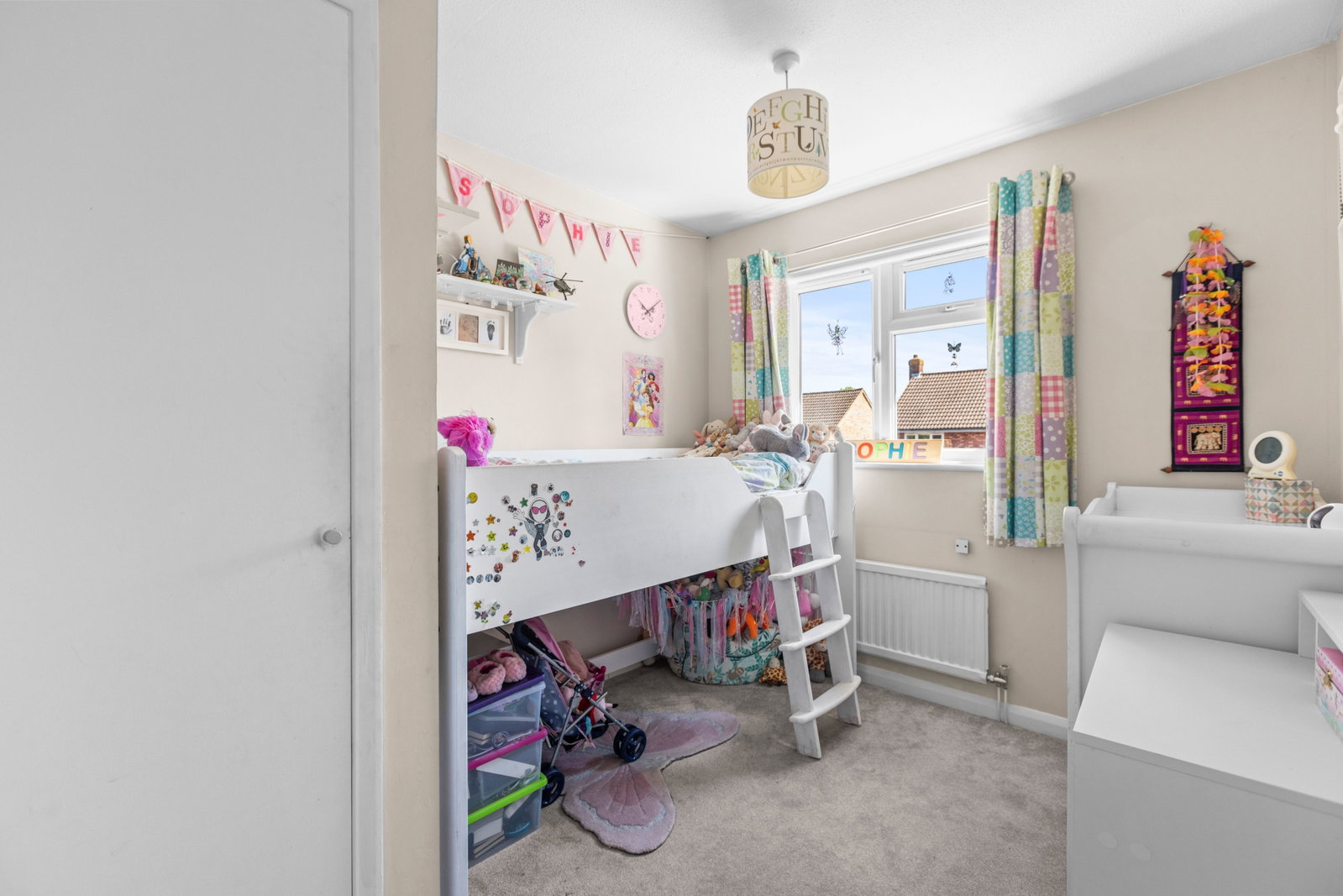 4 bed detached house for sale in Ten Acres, Fetcham, KT22  - Property Image 12
