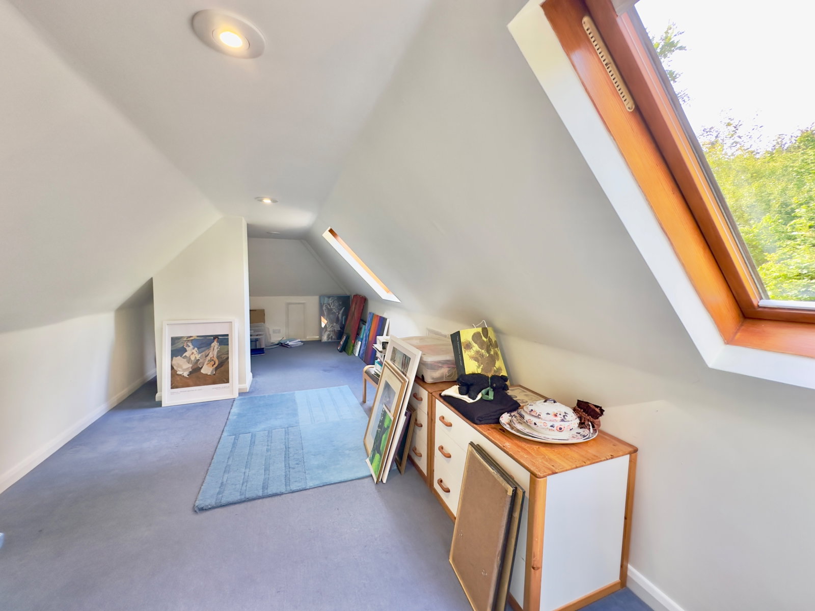 5 bed detached house for sale in Honeysuckle Bottom, East Horsley, KT24  - Property Image 17