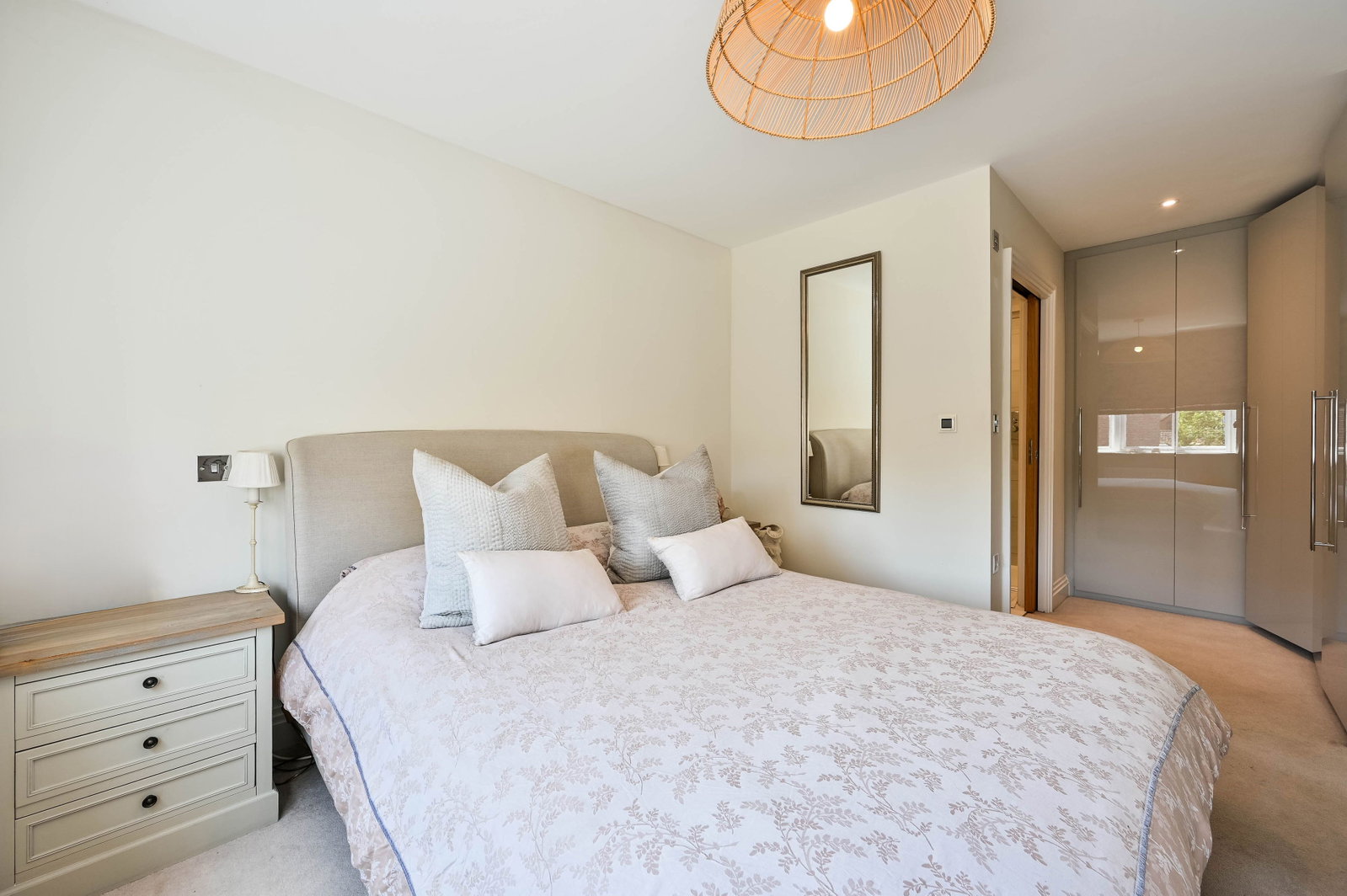 4 bed semi-detached house for sale in Oaks Lane, Bookham, KT23  - Property Image 11