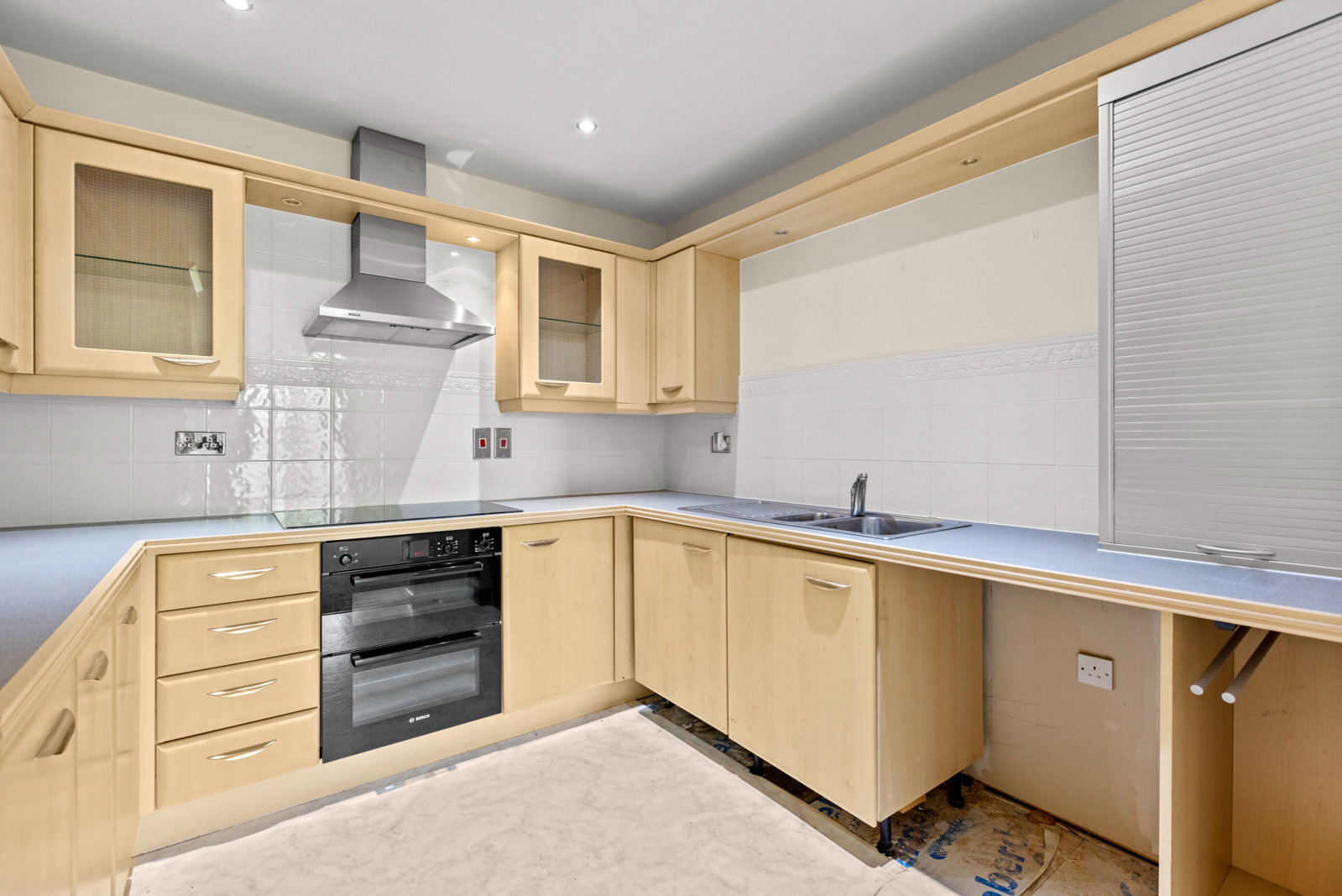 2 bed flat for sale in Butlers Place, Milford, GU8  - Property Image 3