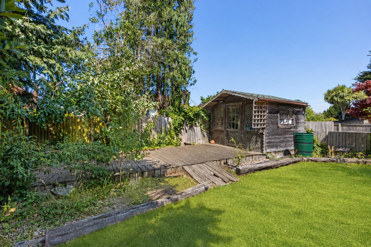 3 bed detached house for sale in Elmcroft Drive, Chessington, KT9  - Property Image 10