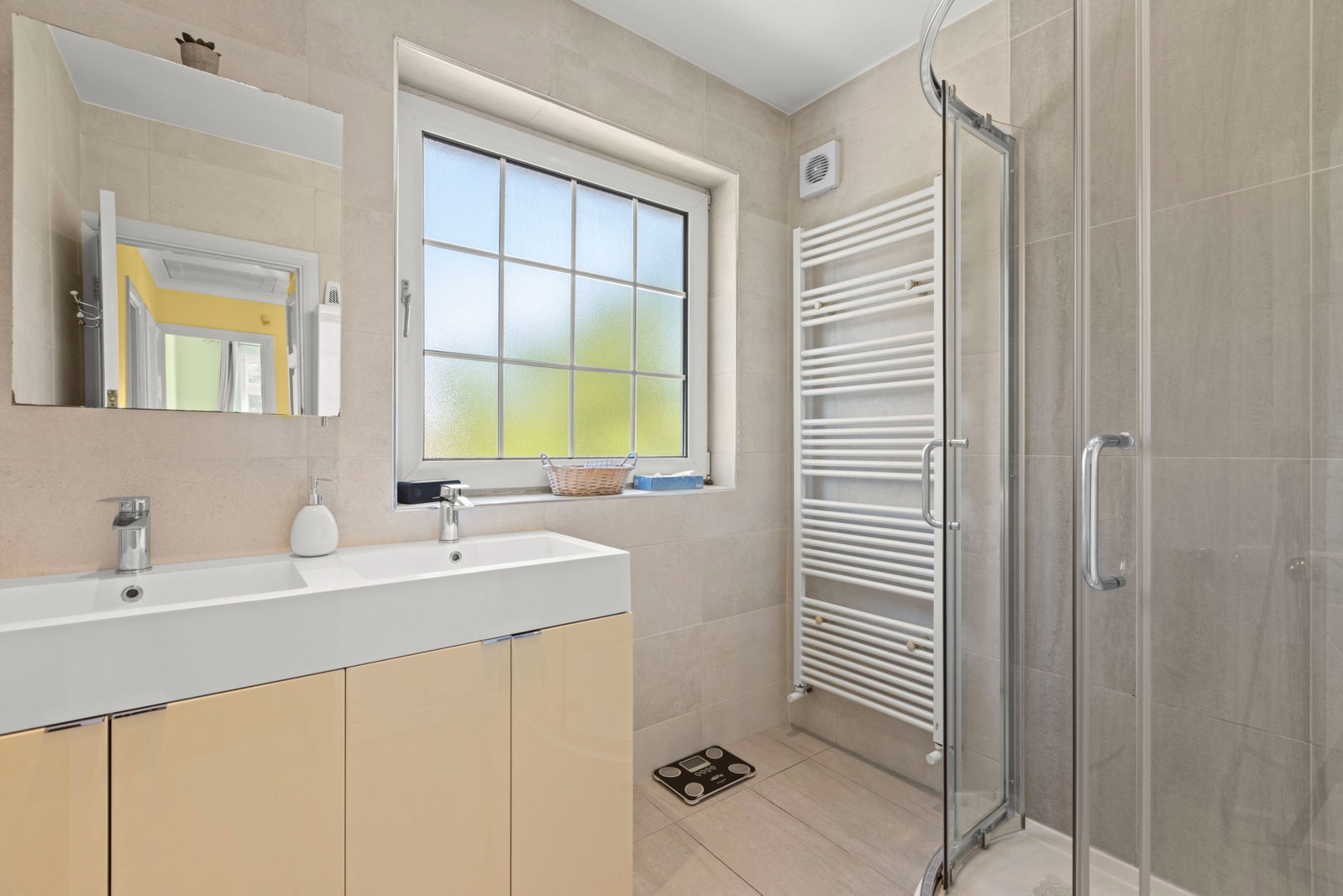 3 bed detached house for sale in Elmcroft Drive, Chessington, KT9  - Property Image 19