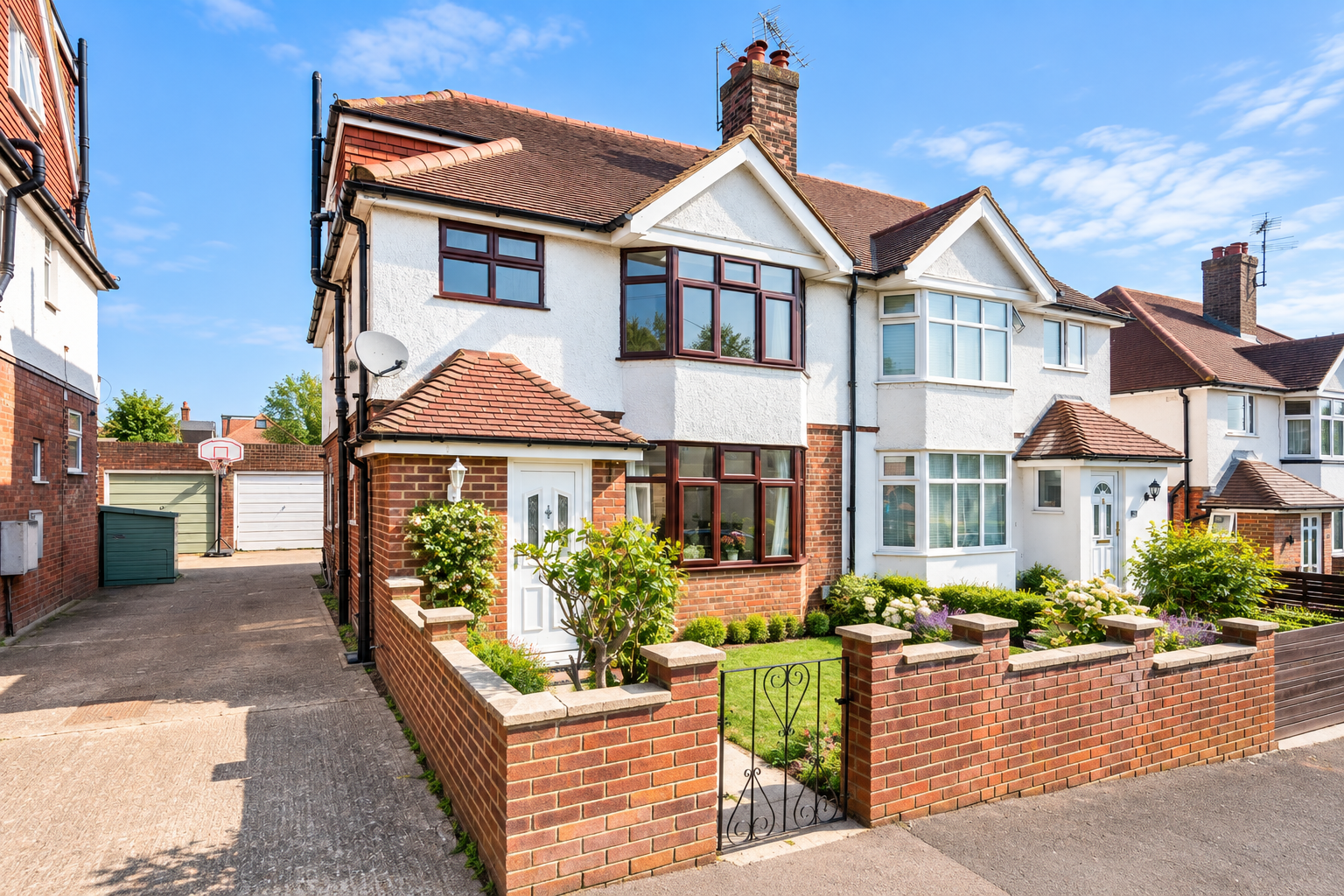 4 bed semi-detached house for sale in Byrefield Road, Guildford, GU2