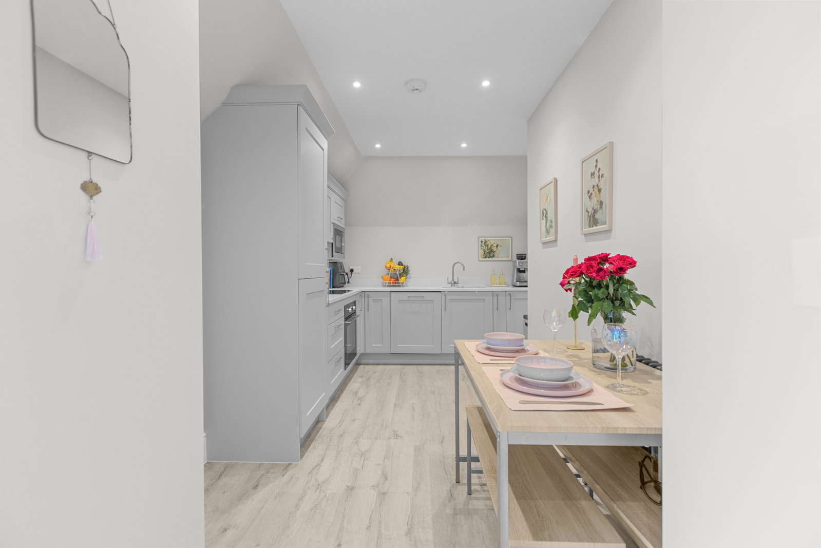 2 bed flat for sale in Filmer Grove, Godalming  - Property Image 5