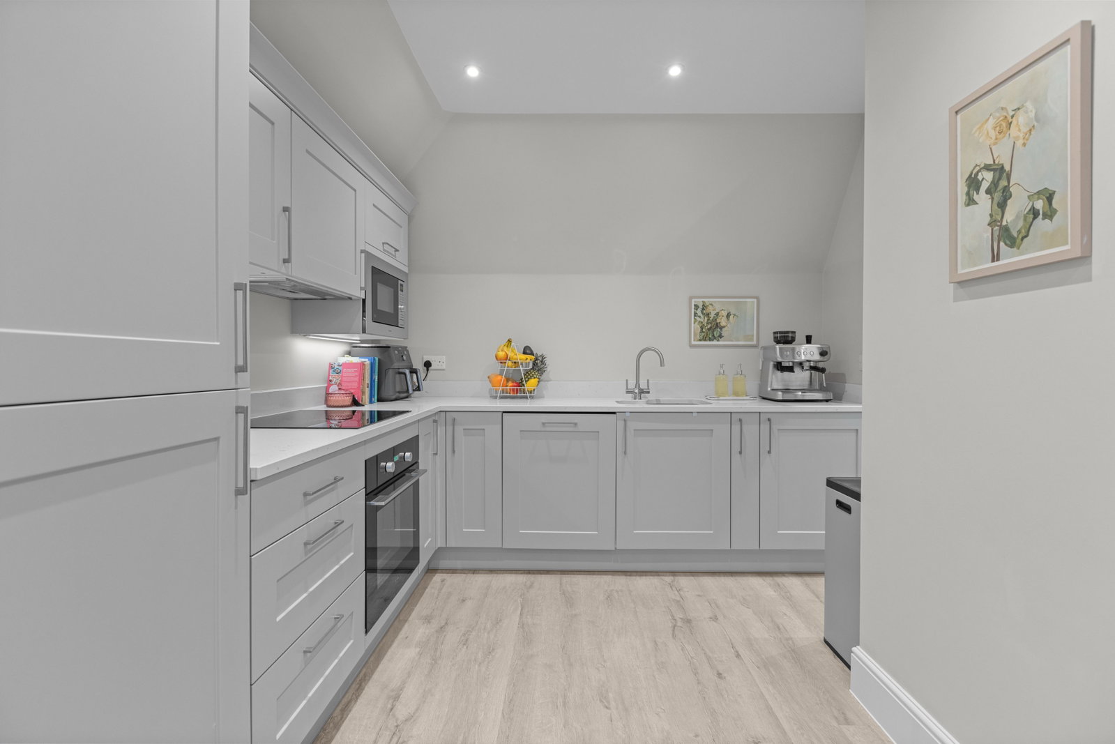 2 bed flat for sale in Filmer Grove, Godalming  - Property Image 7