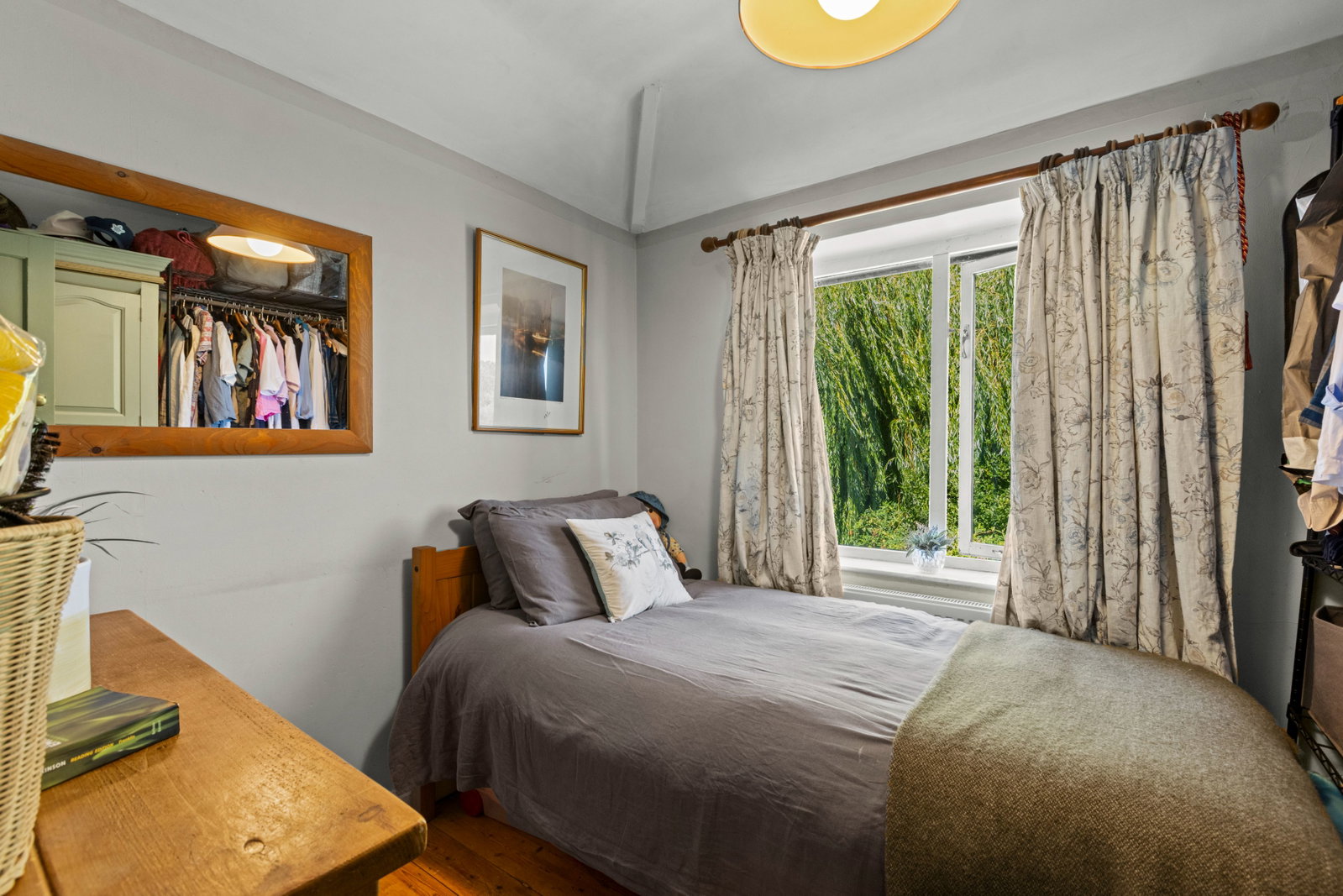 4 bed semi-detached house for sale in River Lane, Leatherhead, KT22 0AU  - Property Image 14
