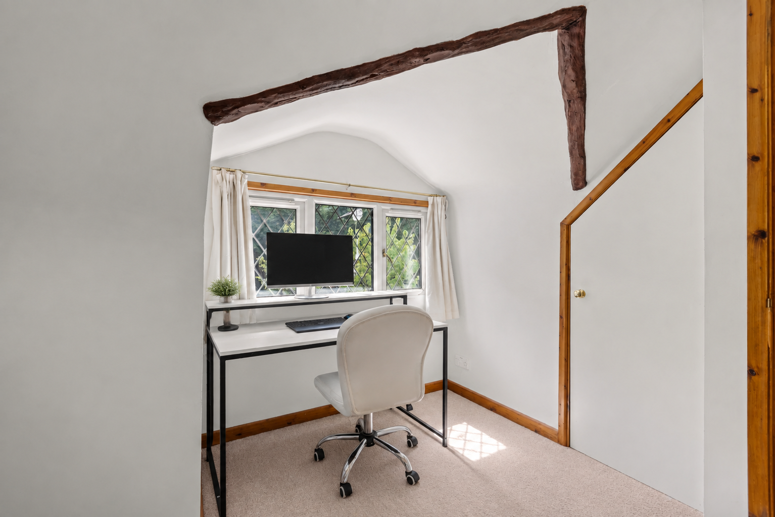 3 bed detached house for sale in Norrels Ride, East Horsley, KT24  - Property Image 16
