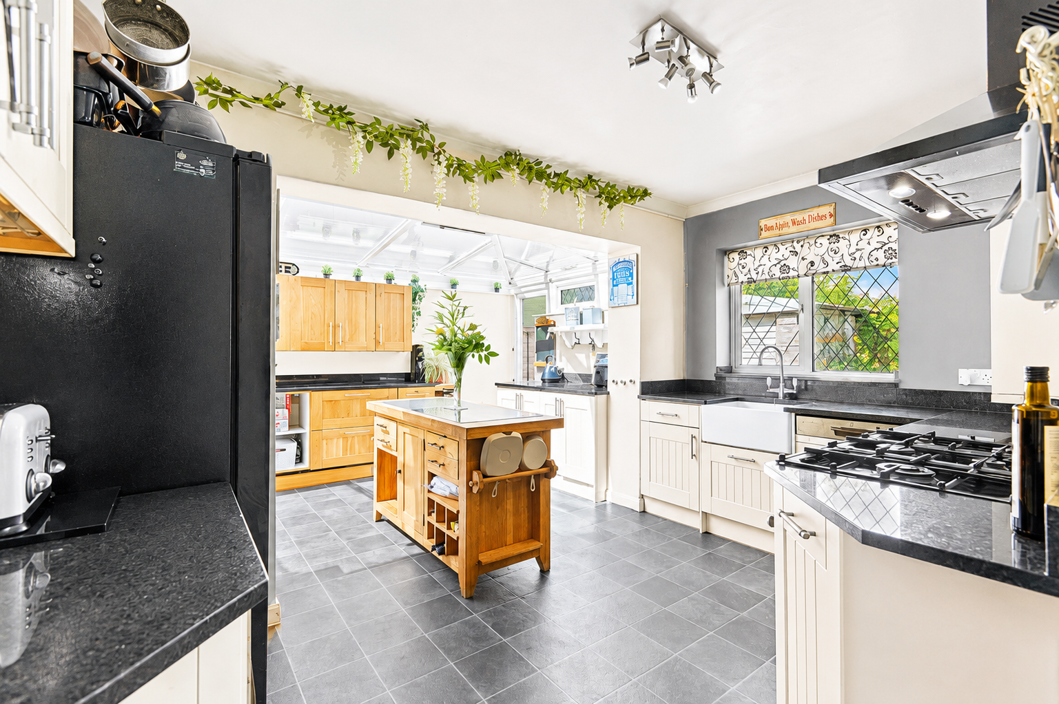 3 bed detached house for sale in Norrels Ride, East Horsley, KT24  - Property Image 3