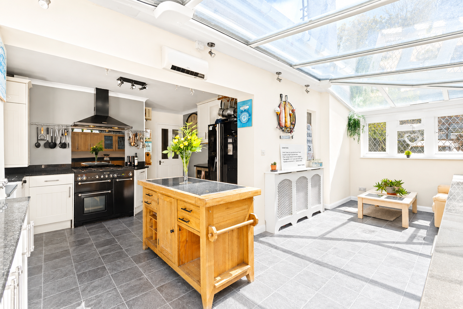 3 bed detached house for sale in Norrels Ride, East Horsley, KT24  - Property Image 2