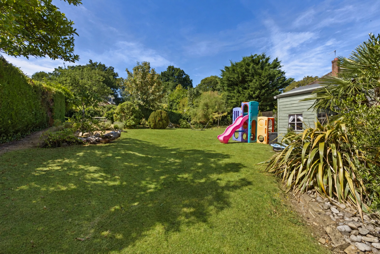 3 bed detached house for sale in The Street, Shalford, GU4  - Property Image 15